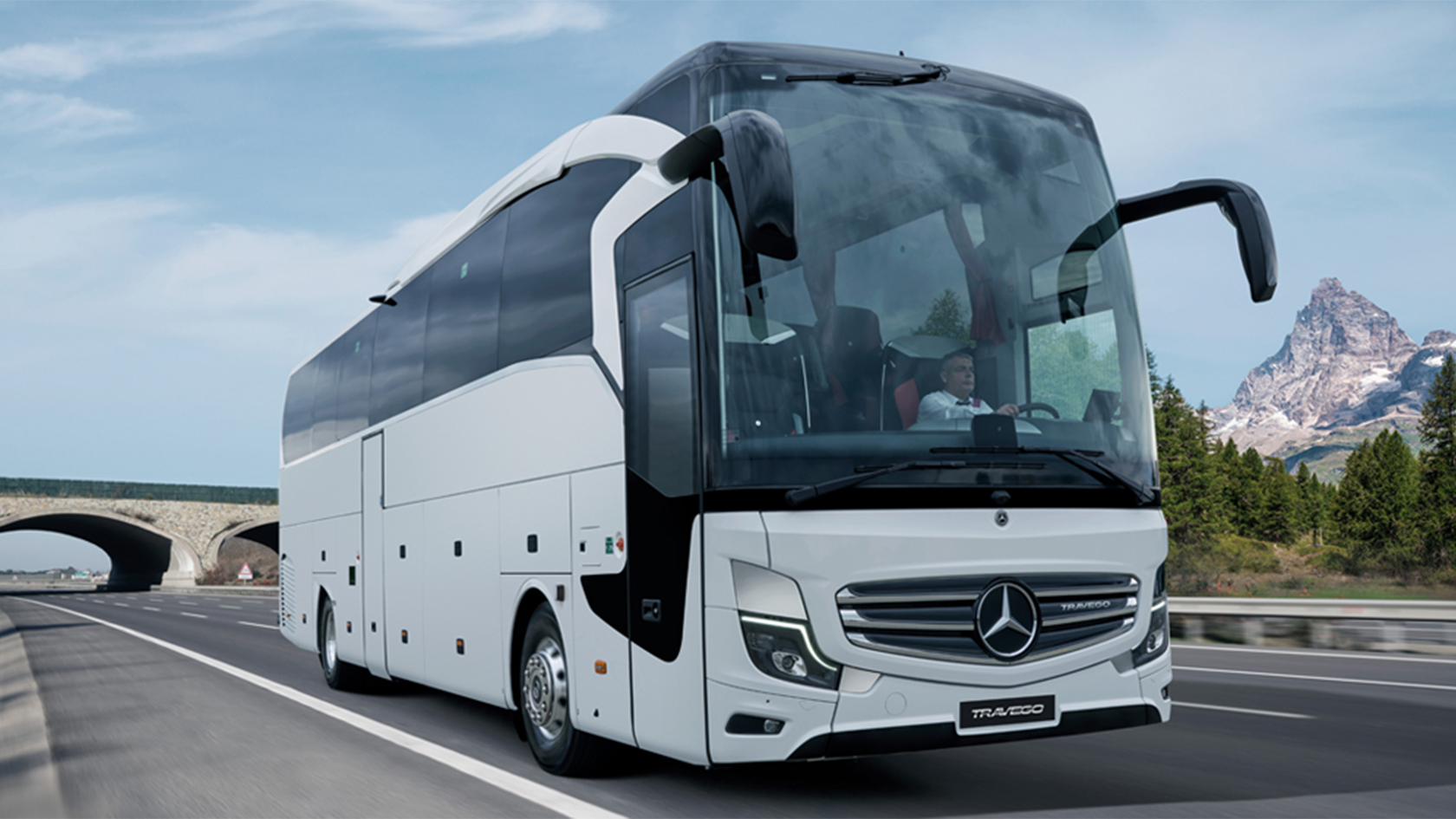 MERCEDES  TRAVEGO  Görseli